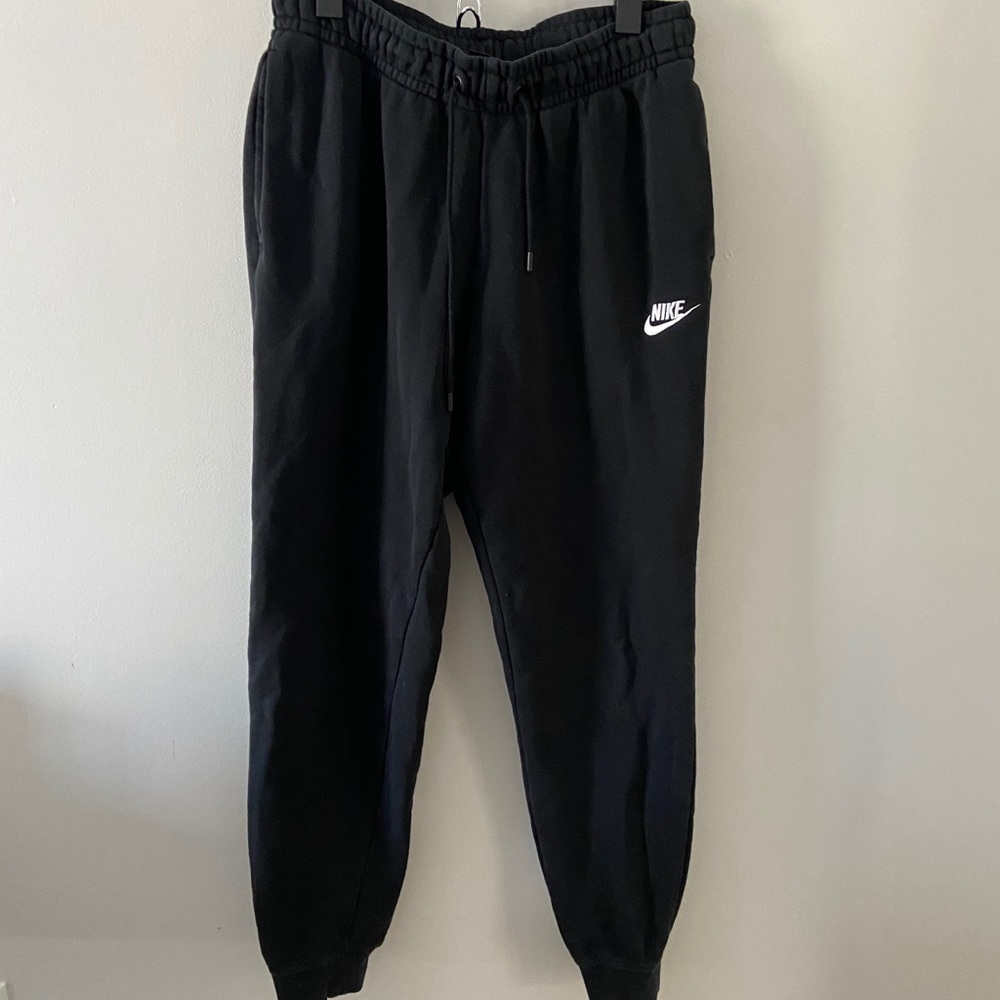 Nike Sweatpants